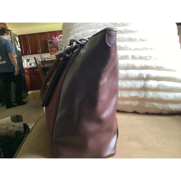 🖤❤️ Coach Ava Legacy Jacquard Oxblood Milk Tote F57246 🖤❤️ - Picture 5 of 10